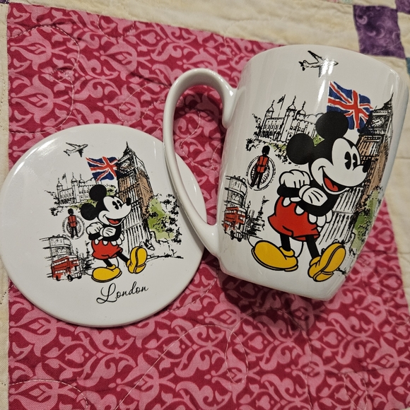 London Disney Mickey Mouse Cup with Coaster - Picture 4 of 4